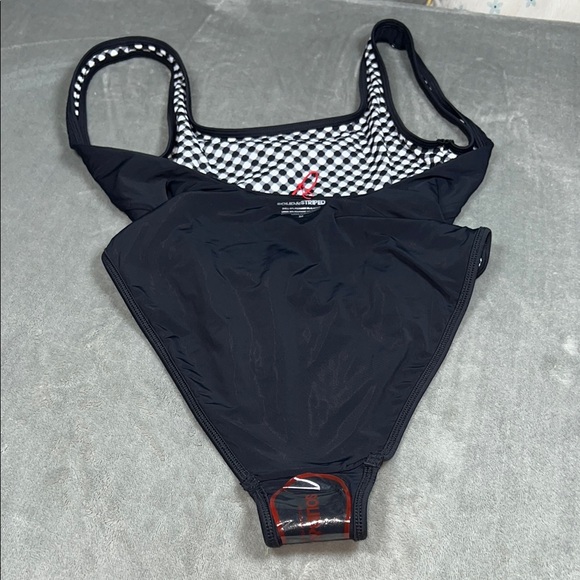 SOLID & STRIPED one piece the luela one piece Swimsuit sizeM. ordrA-1 - Picture 7 of 7